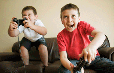 ¿Cómo afectan los videojuegos violentos en el comportamiento humano?