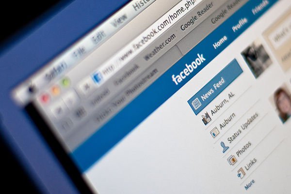 Estudio revela los errores y mentiras más comunes de los perfiles online
